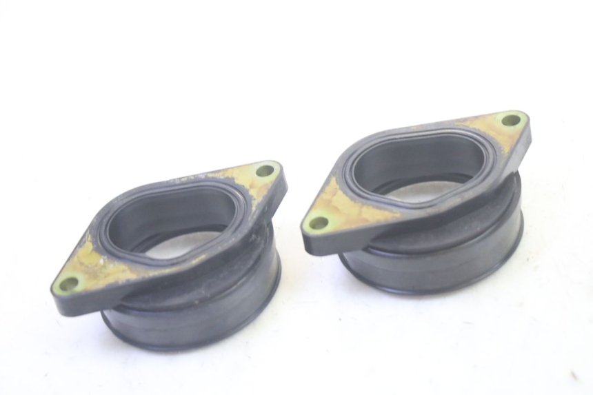 photo de INTAKE PIPE YAMAHA TDM ABS 900 (2002 - 2014) - Zoom on usage condition