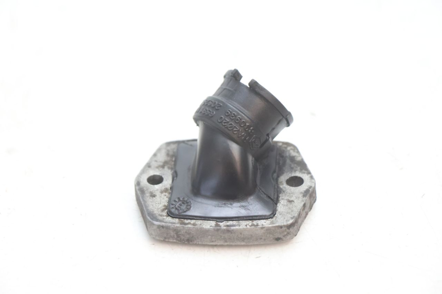 photo de INTAKE PIPE PIAGGIO TYPHOON 50 (2000 - 2009) - Main view