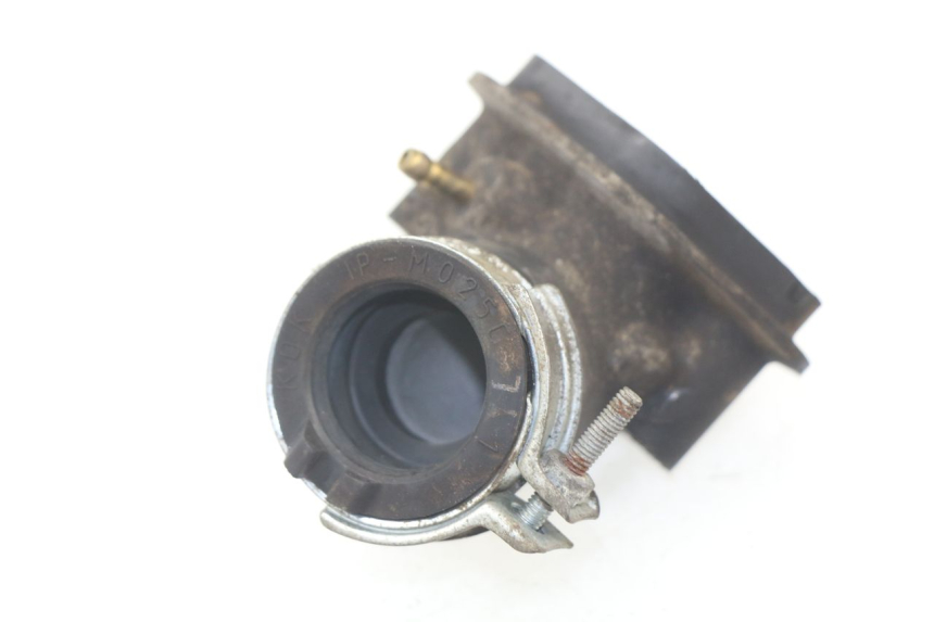 photo de INTAKE MANIFOLD PEUGEOT V-CLIC VCLIC 50 (2007 - 2013) - Zoom on usage condition