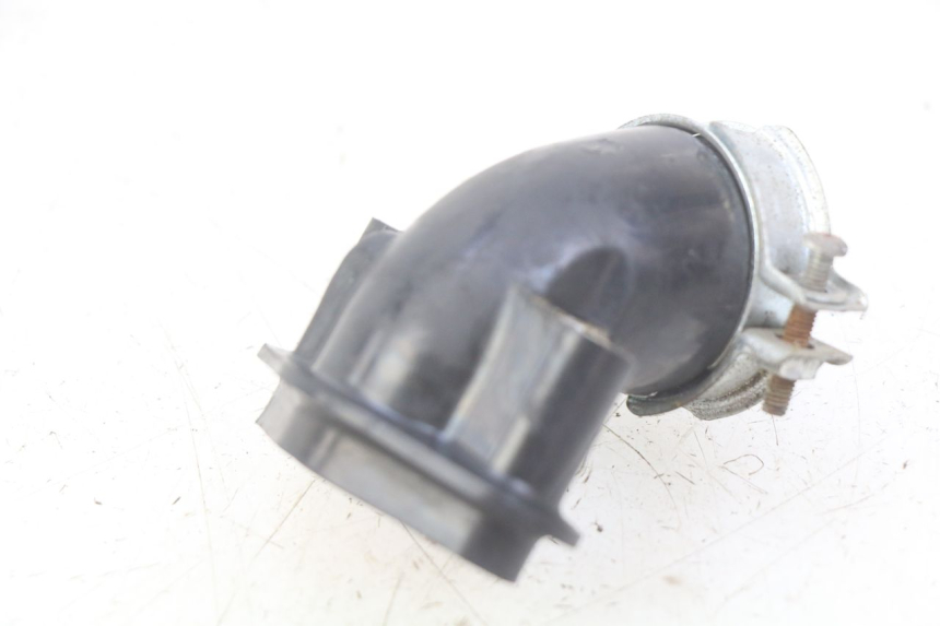 photo de INTAKE MANIFOLD PEUGEOT V-CLIC VCLIC 50 (2007 - 2013) - Zoom on usage condition