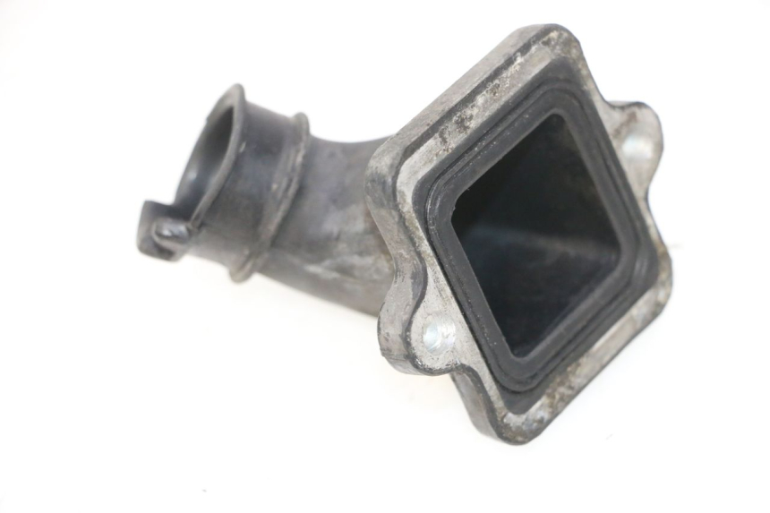 photo de INTAKE PIPE PEUGEOT VIVACITY NEW 2T 50 (2008 - 2017) - Zoom on usage condition