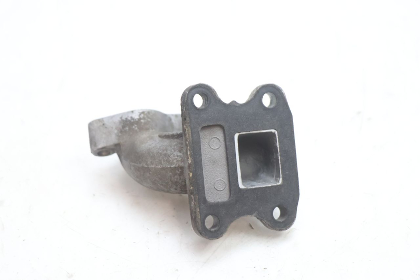 photo de INTAKE PIPE PEUGEOT VIVACITY 50 (1998 - 2003) - Zoom on usage condition