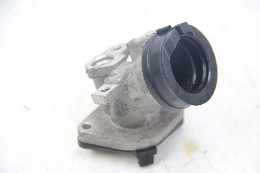 photo de INTAKE MANIFOLD YAMAHA XMAX X-MAX 125 (2006 - 2009) - Component detail