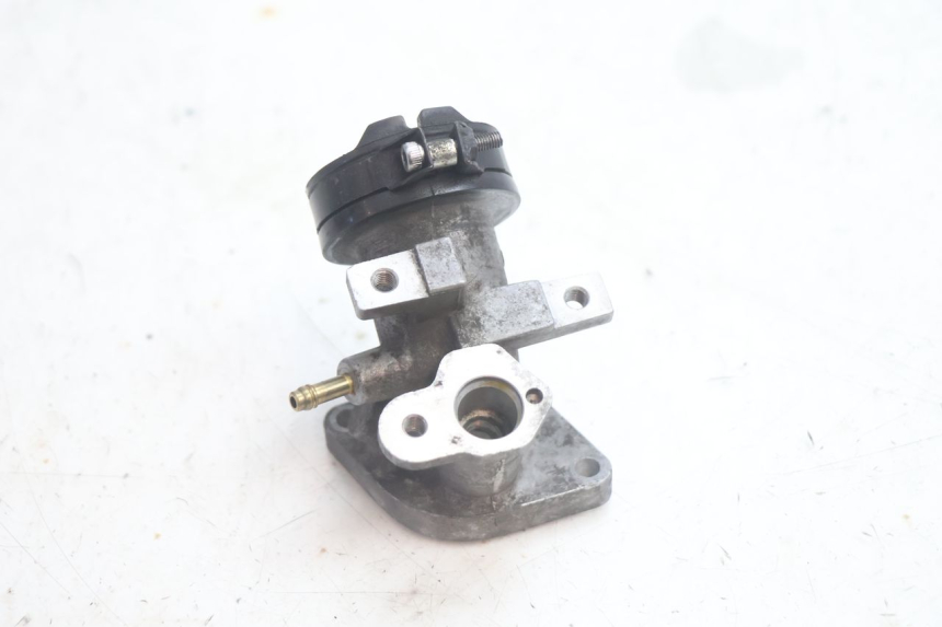 photo de INTAKE MANIFOLD YAMAHA XMAX X-MAX 125 (2006 - 2009) - Main view