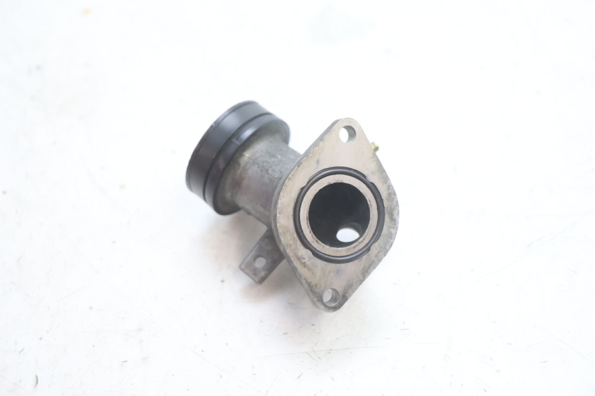 photo de INTAKE MANIFOLD YAMAHA XMAX X-MAX 125 (2006 - 2009) - Technical close-up