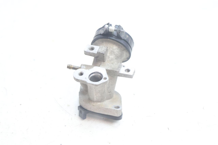 photo de INTAKE PIPE YAMAHA X-MAX XMAX 125 (2010 - 2013) - Main view