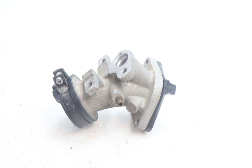 photo de INTAKE PIPE YAMAHA X-MAX XMAX 125 (2010 - 2013) - Component detail