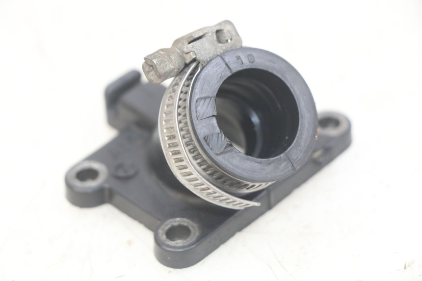 photo de INTAKE MANIFOLD PEUGEOT XP6 50 (2006 - 2011) - Main view