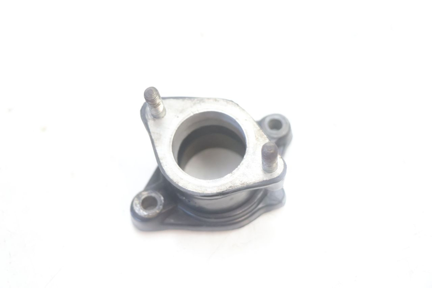 photo de INTAKE PIPE SMC XROAD 150 - Component detail