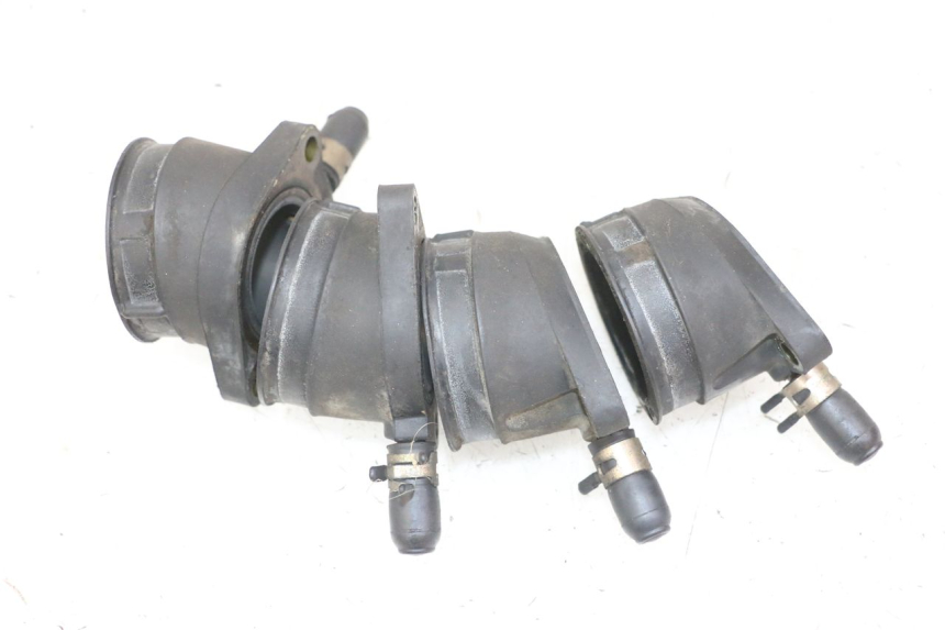 photo de INTAKE MANIFOLD YAMAHA FZS FAZER 600 (2001 - 2003) - Zoom on usage condition
