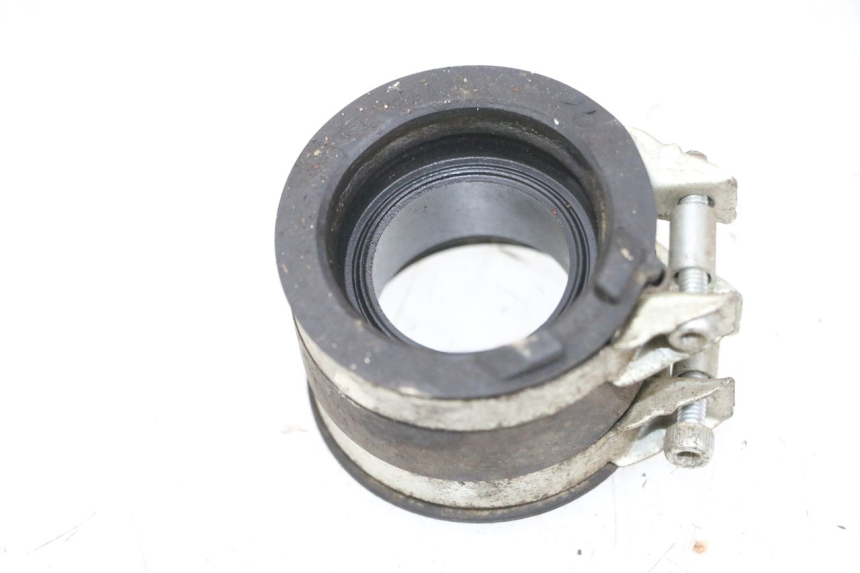 photo de INTAKE PIPE YAMAHA YFM R RAPTOR 250 (2008 - 2014) - Zoom on usage condition