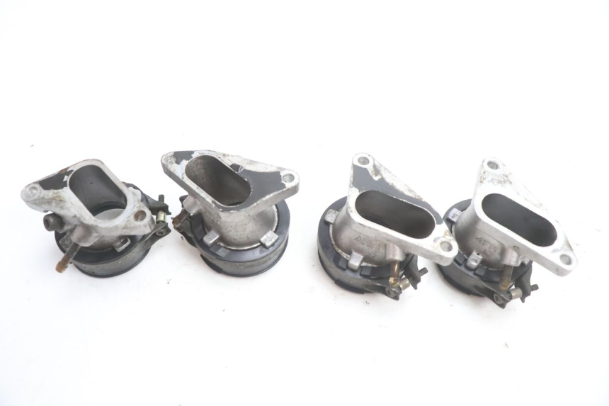photo de INTAKE PIPE YAMAHA YZF R GENESIS 750 (1993 - 1998) - Alternative perspective