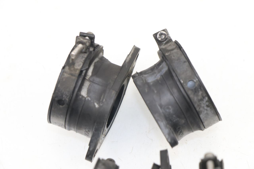 photo de INTAKE PIPE KAWASAKI Z S 750 (2003 - 2006) - Alternative perspective