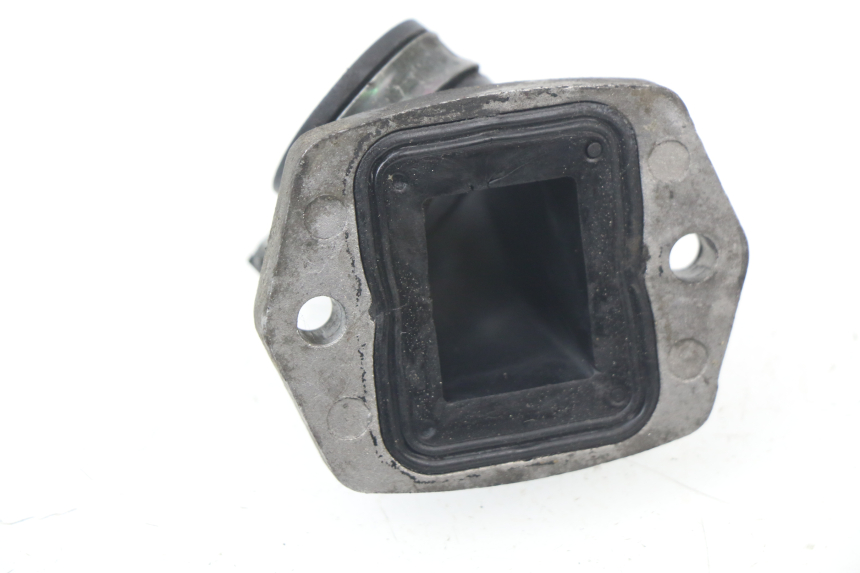 photo de INTAKE MANIFOLD PIAGGIO ZIP 2T 50 (2009 - 2019) - Component detail