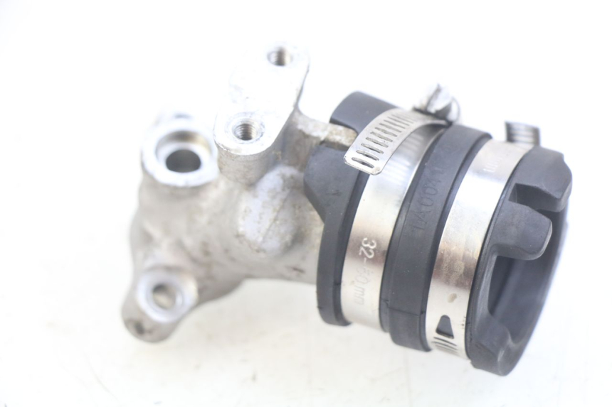 photo de INTAKE MANIFOLD PIAGGIO ZIP 4T 50 (2018 - 2020) - Zoom on usage condition