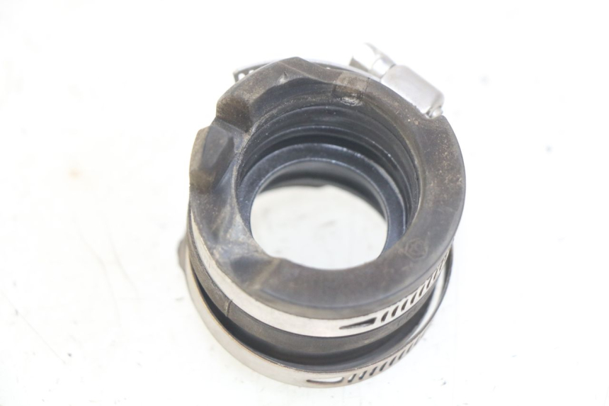 photo de INTAKE MANIFOLD PIAGGIO ZIP 4T 50 (2018 - 2020) - Alternative perspective