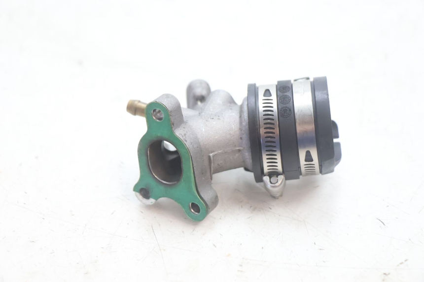 photo de INTAKE PIPE PIAGGIO ZIP IGET 4T 50 (2021 - 2023) - Alternative perspective