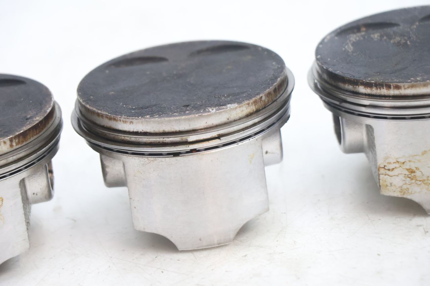 photo de PISTON SUZUKI GSF N BANDIT 1200 (2001 - 2005) - Fixing points details