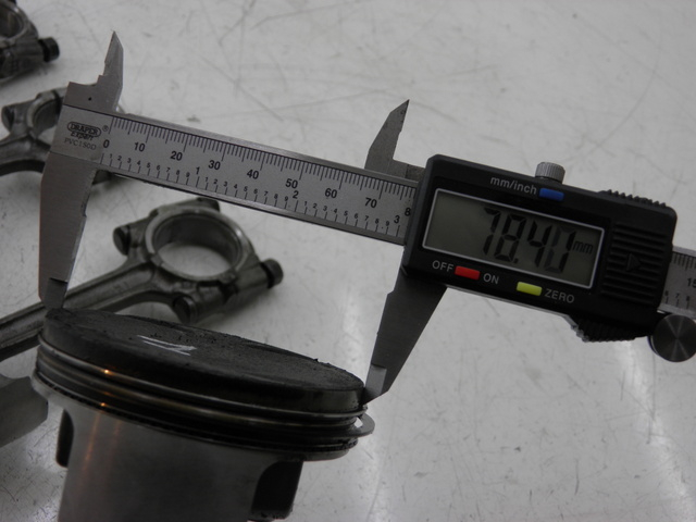 photo de PISTON YAMAHA FJR 1300 (2004 - 2005) - Checked used part