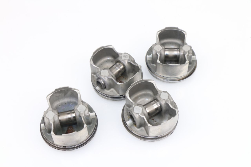 photo de PISTON YAMAHA YZF R6 600 (1999 - 2001) - Component detail