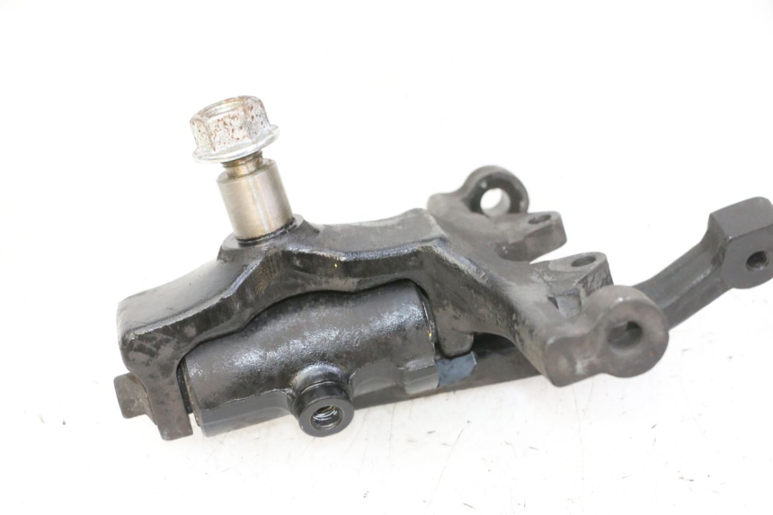 photo de STUB AXLE PINS QUADRO 4 4D 350 (2015 - 2018) - Technical close-up