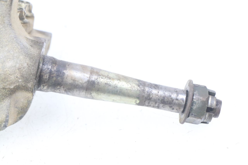 photo de SPINDLE KNUCKLE YAMAHA BLASTER 200 (1987 - 2002) - Fixing points details