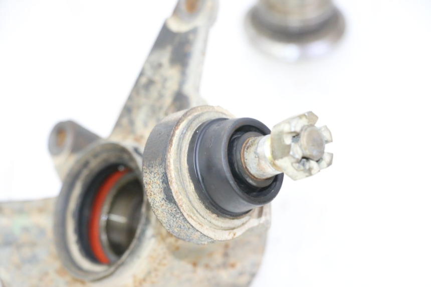 photo de STUB AXLE PINS YAMAHA YFM BRUIN 350 (2003 - 2009) - Technical close-up