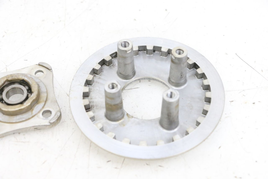 photo de CLUTCH PRESSURE PLATE KYMCO ZING 125 (1997 - 2003) - Alternative perspective
