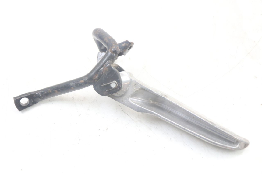 photo de REAR RIGHT FOOTREST BRACKET JONWAY AZTRAL 125 (2008 - 2017) - Product overview