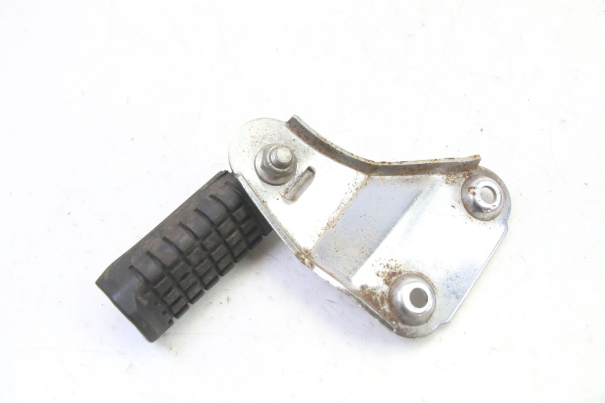 photo de REAR RIGHT FOOTREST MOUNT APRILIA CLASSIC 125 (1995 - 2001) - Fixing points details
