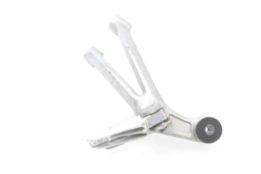 photo de REAR RIGHT FOOTREST MOUNT SUZUKI GSX-R GSXR 600 (2008 - 2010) - Component detail
