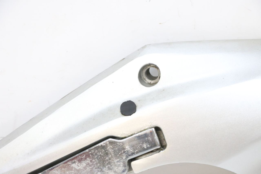 photo de REAR RIGHT FOOTREST MOUNT JM MOTORS GTS 125 (2015 - 2019) - Additional view of the item