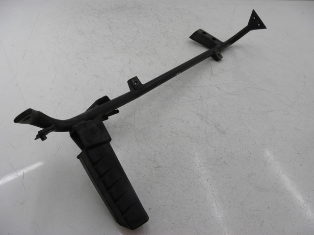 photo de REAR RIGHT FOOTREST MOUNT HONDA FES PANTHEON 125 (2003 - 2007) - Main view