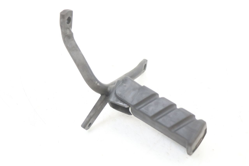 photo de REAR RIGHT FOOTREST MOUNT HONDA NES AROBASE 125 (2000 - 2003) - Alternative perspective