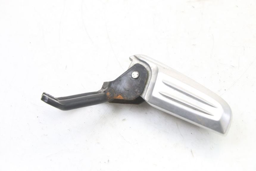 photo de REAR RIGHT FOOTREST MOUNT HONDA PCX (JF57/JF64) 125 (2014 - 2018) - Alternative perspective