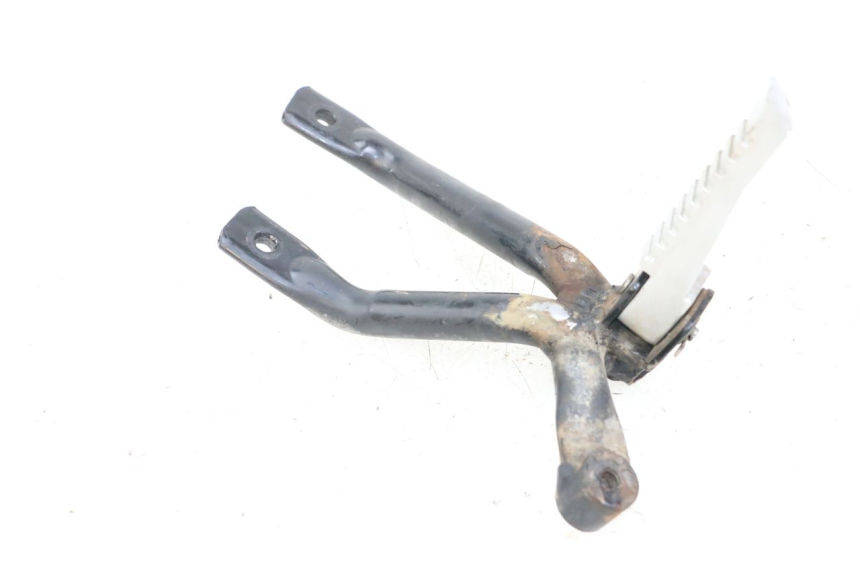 photo de REAR RIGHT FOOTREST MOUNT KYMCO K-PW K-PIPE 50 (2012 - 2017) - Alternative perspective