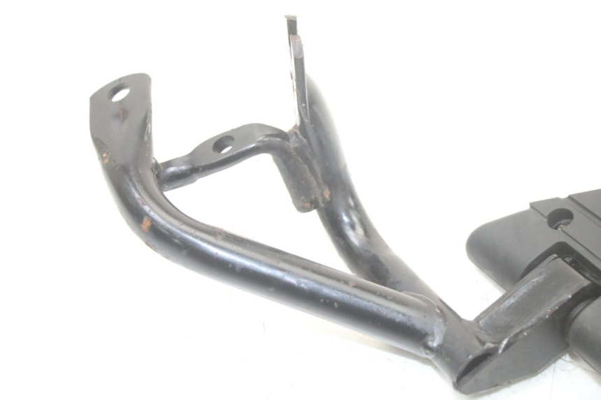 photo de REAR RIGHT FOOTREST MOUNT KYMCO PEOPLE S 125 (2000 - 2008) - Component detail