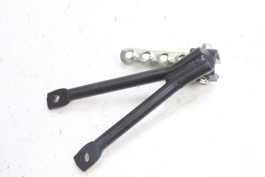photo de REAR RIGHT FOOTREST MOUNT RIEJU MRT PRO SUPERMOTARD 50 (2007 - 2018) - Product overview