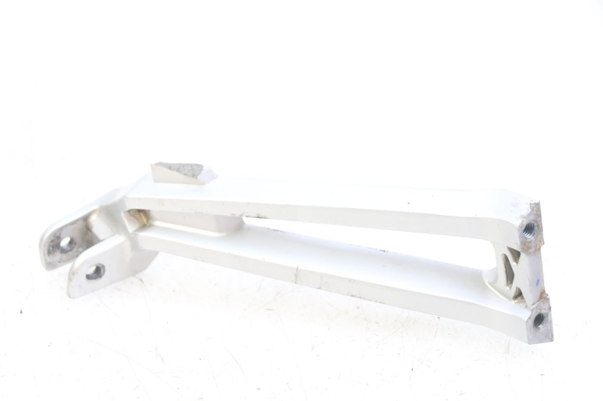 photo de RIGHT REAR FOOTREST MOUNTING PLATE YAMAHA MT ABS 125 (2014 - 2018) - Main view