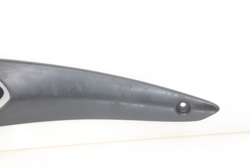 photo de RIGHT REAR FOOTREST MOUNTING PLATE GILERA NEXUS 125 (2007 - 2009) - Surface and material condition