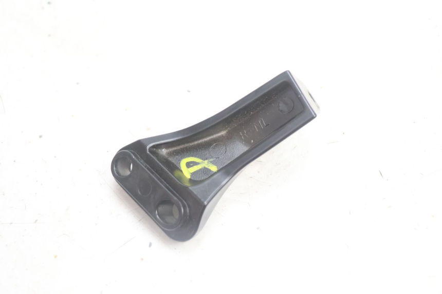 photo de REAR RIGHT FOOTREST MOUNT JM MOTORS R-MAX TECH 50 (2024 - 2026) - Alternative perspective