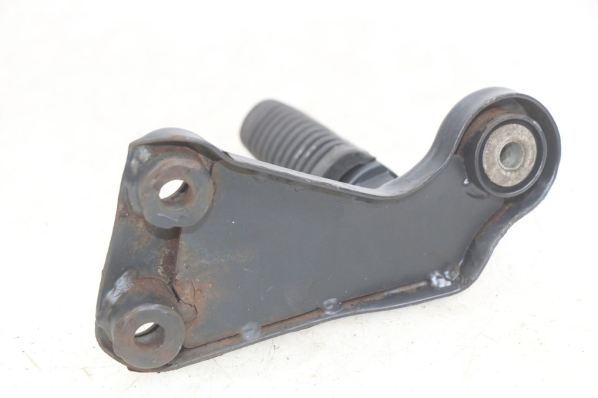 photo de RIGHT REAR FOOTREST MOUNTING PLATE YAMASAKI ROADSTER 50 (2013 - 2018) - Technical close-up