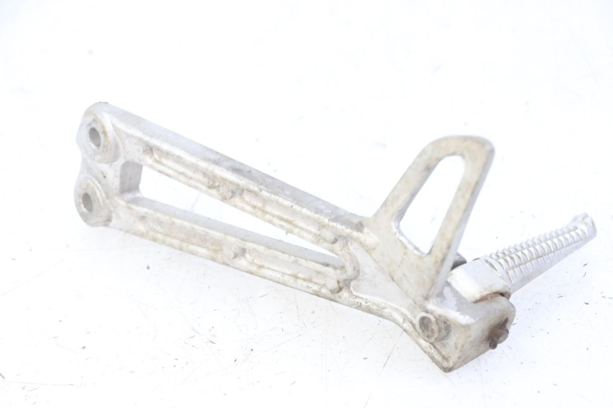 photo de RIGHT REAR FOOTREST MOUNTING PLATE YAMAHA TDR DELTABOX 125 (1997 - 2003) - Fixing points details
