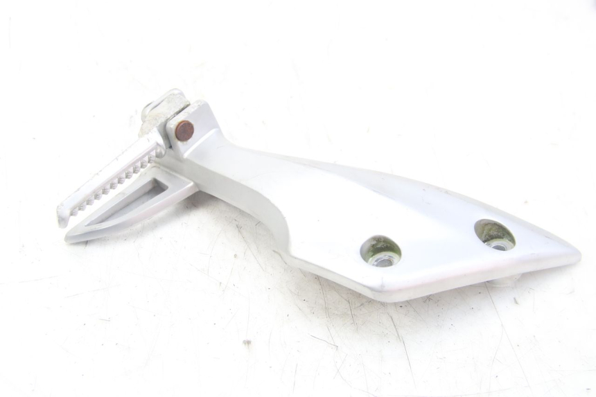 photo de REAR RIGHT FOOTREST BRACKET HONDA VISION NSC R 50 (2013 - 2015) - Component detail