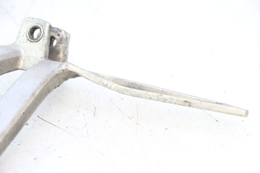 photo de REAR RIGHT FOOTREST MOUNT HONDA XRV AFRICA TWIN 750 (1990 - 1992) - Checked used part
