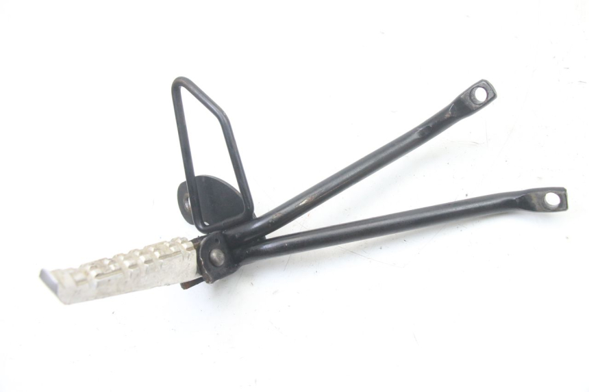 photo de REAR RIGHT FOOTREST MOUNT YAMAHA TZR 50 (2008 - 2016) - Main view