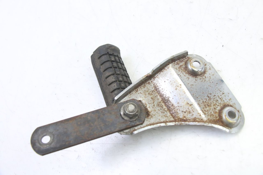 photo de REAR LEFT FOOTREST MOUNT APRILIA CLASSIC 125 (1995 - 2001) - Product overview