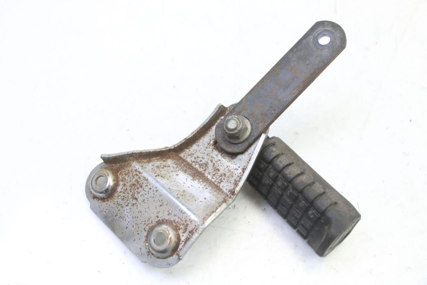 photo de REAR LEFT FOOTREST MOUNT APRILIA CLASSIC 125 (1995 - 2001) - Surface and material condition
