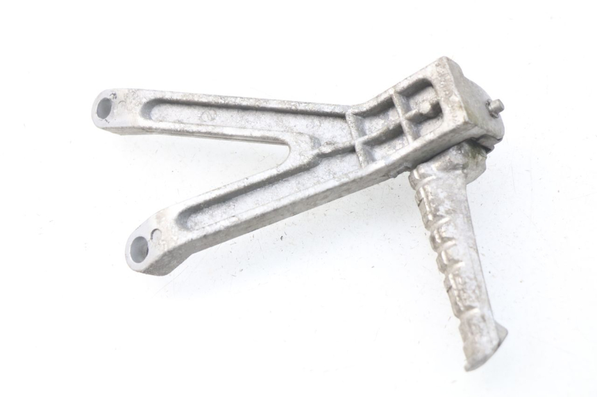 photo de REAR LEFT FOOTREST MOUNT HYOSUNG COMET GTR 125 (2007 - 2014) - Product overview