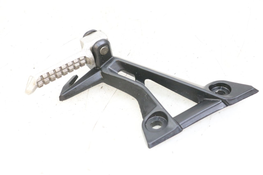 photo de REAR LEFT FOOTREST MOUNT EBROH BRAVO GLE 1 (2020 - 2024) - Component detail